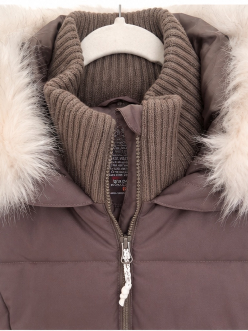 Sweaty Betty Vest in Dark Taupe